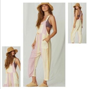 NWT Jen’s Pirate Booty Carnaval Crop Sunset Overalls